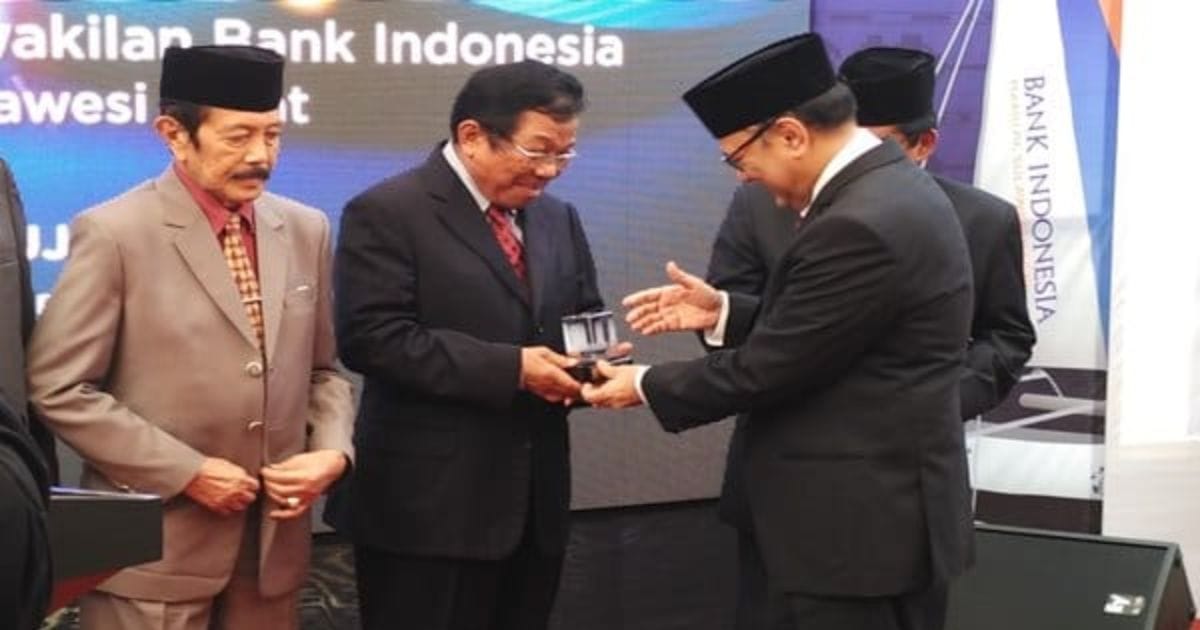profil aksa mahmud