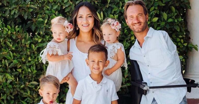 Kisah Inspiratif Nick Vujicic